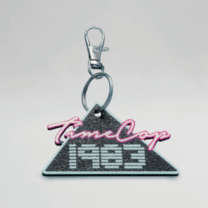 Keychain triangle black flat