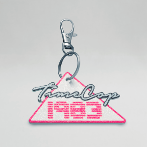 Keychain triangle white flat